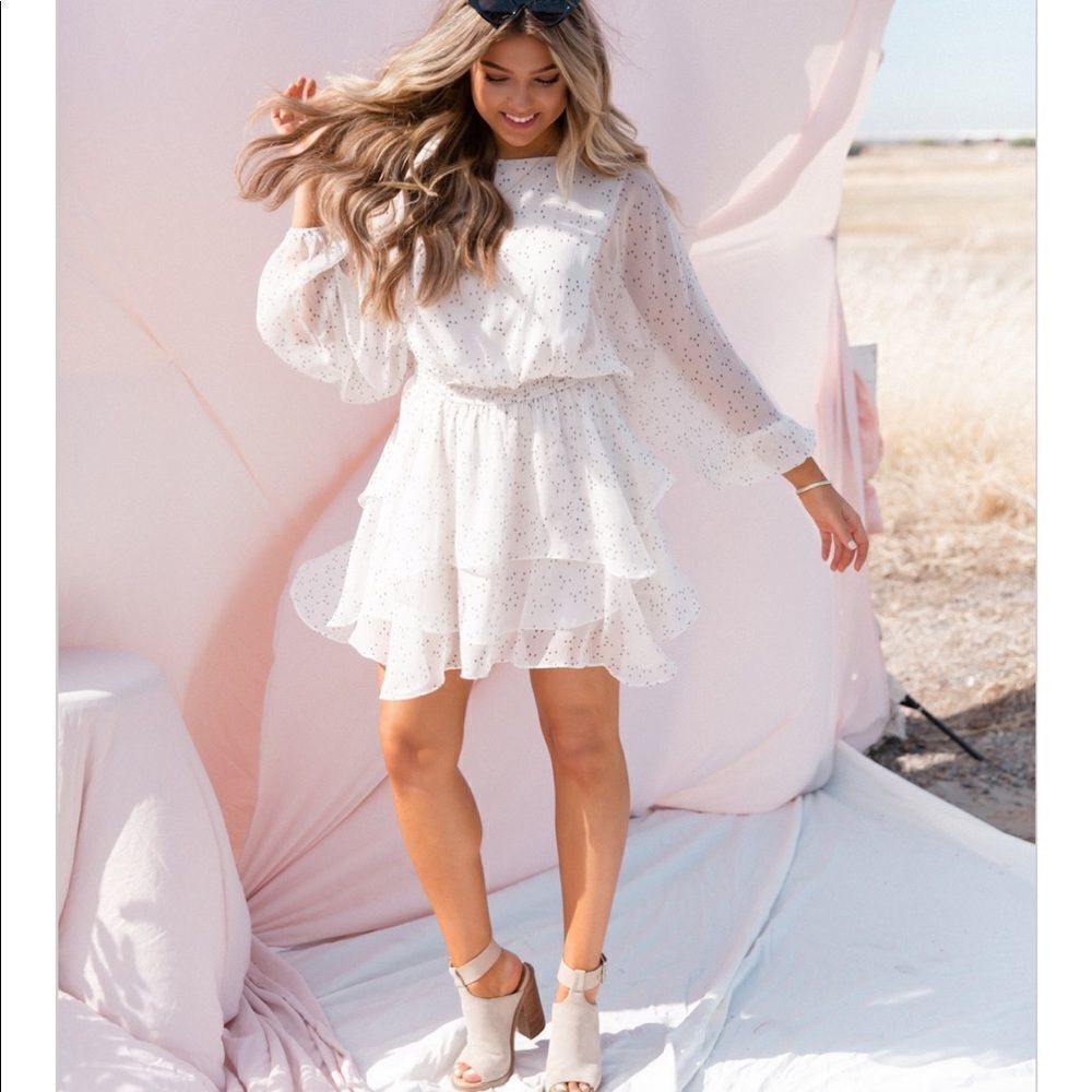 ✨HP✨Day Dreamer White Star Dress✨